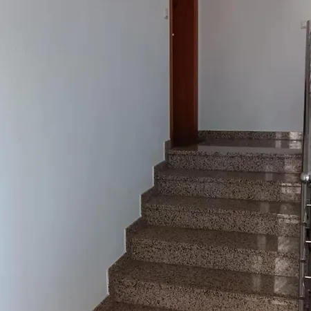 Fiorita For 4 Persons Close The Apartment